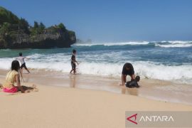 Pemkab Gunungkidul DI Yogyakarta tingkatkan infrastruktur dukung pariwisata