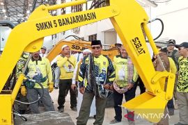 Gubernur Kalsel kunjungi SMK 5 Banjarmasin saat "Turdes"