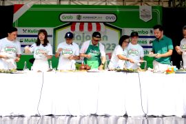 UMKM bergabung Grab dan OVO ciptakan sejuta lowongan baru