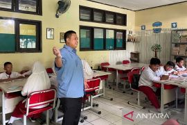 Pakar sebut revitalisasi bahasa daerah tak sekadar untuk lestarikan budaya