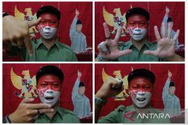 Pentas pantomim sambut HUT kemerdekaan RI di Solo