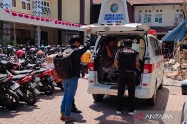 Perempuan asal Prancis meninggal saat renang di perairan Gili Tramena