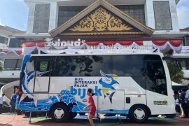 Bapenda Batam hadirkan Bus Interaksi Pajak untuk memudahkan pelayanan