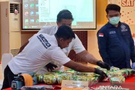 Polres Pinrang ungkap peredaran narkoba jenis sabu 1,8 kilogram