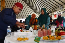 Makanan bergizi tinggi penting bagi pendonor darah