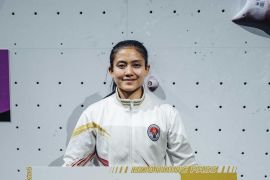 Desak Made pecahkan rekor panjat tebing speed putri Asian Games 2022