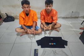 Dua jambret  yang biasa beroperasi di Duri diringkus polisi
