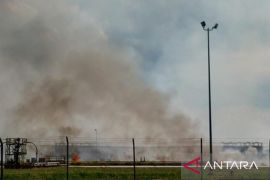 Lahan cluster 1 PT PGE di Aceh Utara terbakar saat pekerja bakar rumput