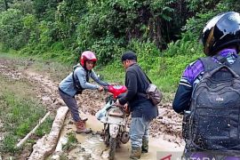 Kutai Barat anggarkan Rp5 miliar perbaiki jalan Kampung Gerunggung