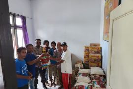 BPBD Malut tangani tanah longsor di jalan trans Halmahera