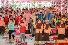 Lomba mewarnai semarakkan HUT RI di Pematang Siantar