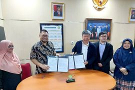 Adrian jadi lulusan pertama program Fast Track Unri