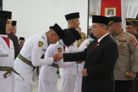 Bupati HSS kukuhkan Paskibraka tingkat kabupaten Tahun 2023