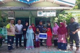 Panti Asuhan Aisyah Muntok terima bantuan dari PT Timah