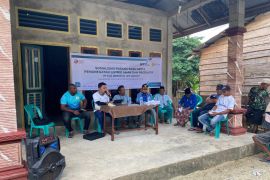 PLN edukasi penggunaan listrik aman dan produktif bagi masyarakat Teor kabupaten SBT