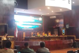 Pemkab dan DPRD Probolinggo bahas Raperda Perubahan APBD 2023