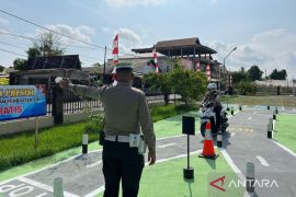 Polres Meranti permudah lintasan uji praktik SIM C