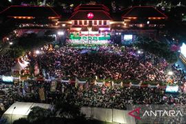 Habib Syech doakan keselamatan Indonesia dan Jatim