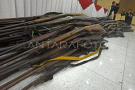 Penyitaan senpi ilegal warga Ujung Kulon Page 1 Small