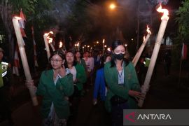 Kirab obor dan penyuluhan narkoba hiasi suasana HUT RI di Bali