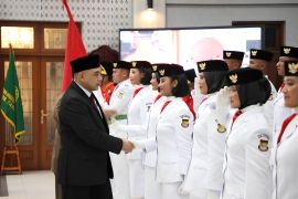 Bupati Tangerang kukuhkan 50 anggota Paskibraka HUT Kemerdekaan RI