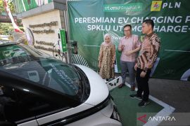 Peresmian SPKLU di Surabaya