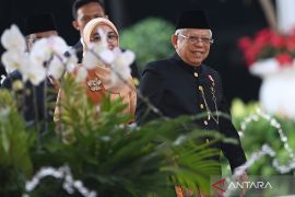 Wapres Ma'ruf Amin hadiri Sidang Tahunan MPR kenakan pakaian adat Demang khas Betawi