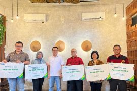 BPJamsostek Depok serahkan santunan kematian bagi nasabah BPR