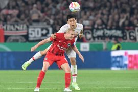 Wataru Endo siap bendung serangan Manchester City