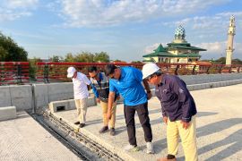 Pemkot Kediri sebut jembatan Bandar Ngalim bisa dilalui