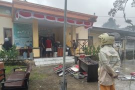 Polres Fakfak selidiki insiden kebarakan Kantor Distrik Fakfak Tengah