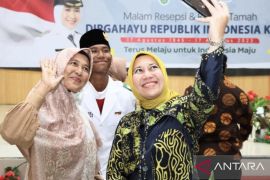 Bupati Rezita ramah tamah dengan anggota Paskibraka Inhu