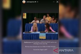 Selena Gomez dan Miley Cyrus "bersaing" rilis lagu di hari yang sama