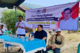 Waket DPRD Banjarbaru carikan solusi air bersih di Cempaka