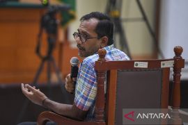 Haris Azhar dituntut empat tahun penjara