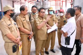 Wawali Denpasar cek mesin pengolahan bau sampah di dua TPST