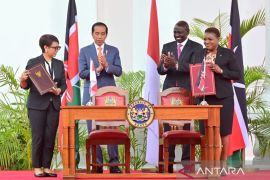 Presiden Jokowi serukan kembali semangat KAA 1955 usai pertemuan dengan Presiden Kenya