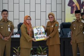 Solok Selatan lakukan pertemuan Pokjanal Posyandu