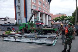 Pemkot Pematang Siantar tertibkan reklame tidak berijin