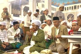 Habib Umar ingatkan soal keikhlasan ilmu demi manfaat bagi umat