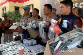 Polres Cianjur sita puluhan ribu butir obat terlarang siap edar