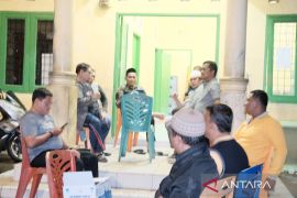 Warga tuna netra di Desa Siloting tetap ikut memilih cakades