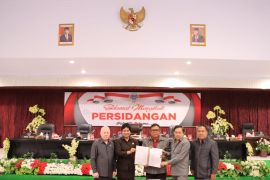 Ranperda inisiatif DPRD Sitaro tentang Pajak dan Retribusi Daerah disepakati