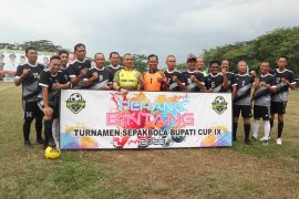 Disporbudpar Batola gelar Turnamen Sepak Bola Bupati Cup ke- IX