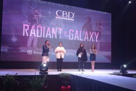CBD Profesional roadshow di Medan perkenalkan tren warna rambut "Radiant of the Galaxy"