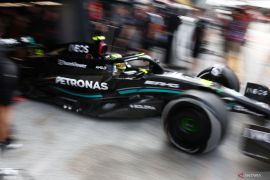 Hamilton dan Russell kecewa dengan performa W15 di GP Bahrain