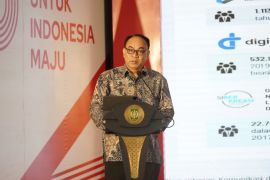 Menkominfo minta masyarakat jauhi pinjol dan judi online
