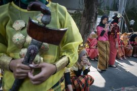Kirab Museum Keris Nusantara di Solo