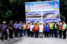 Kemenparekraf bangun PKDP di Wondama demi kembangkan ekonomi kreatif