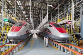 Kursi saat uji coba kereta cepat 500-550 tiap rangkaian